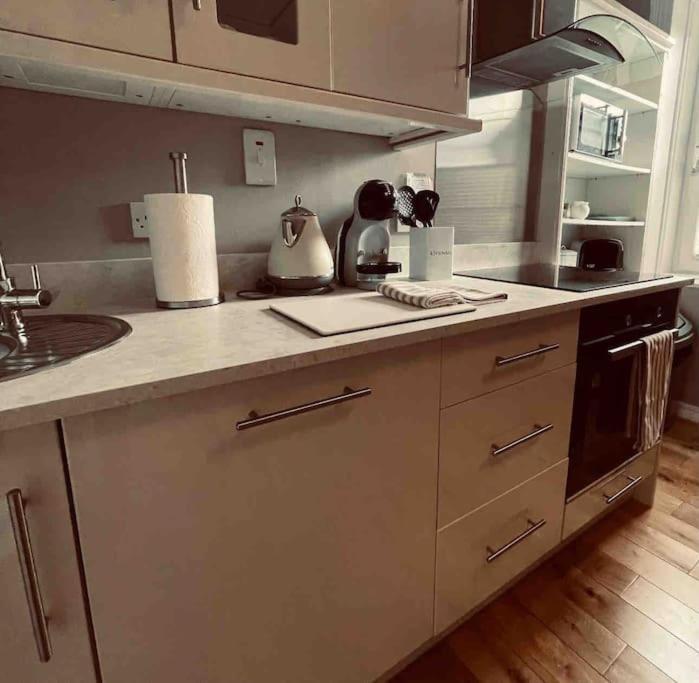 Beautiful House In Town Villa Killarney Ngoại thất bức ảnh